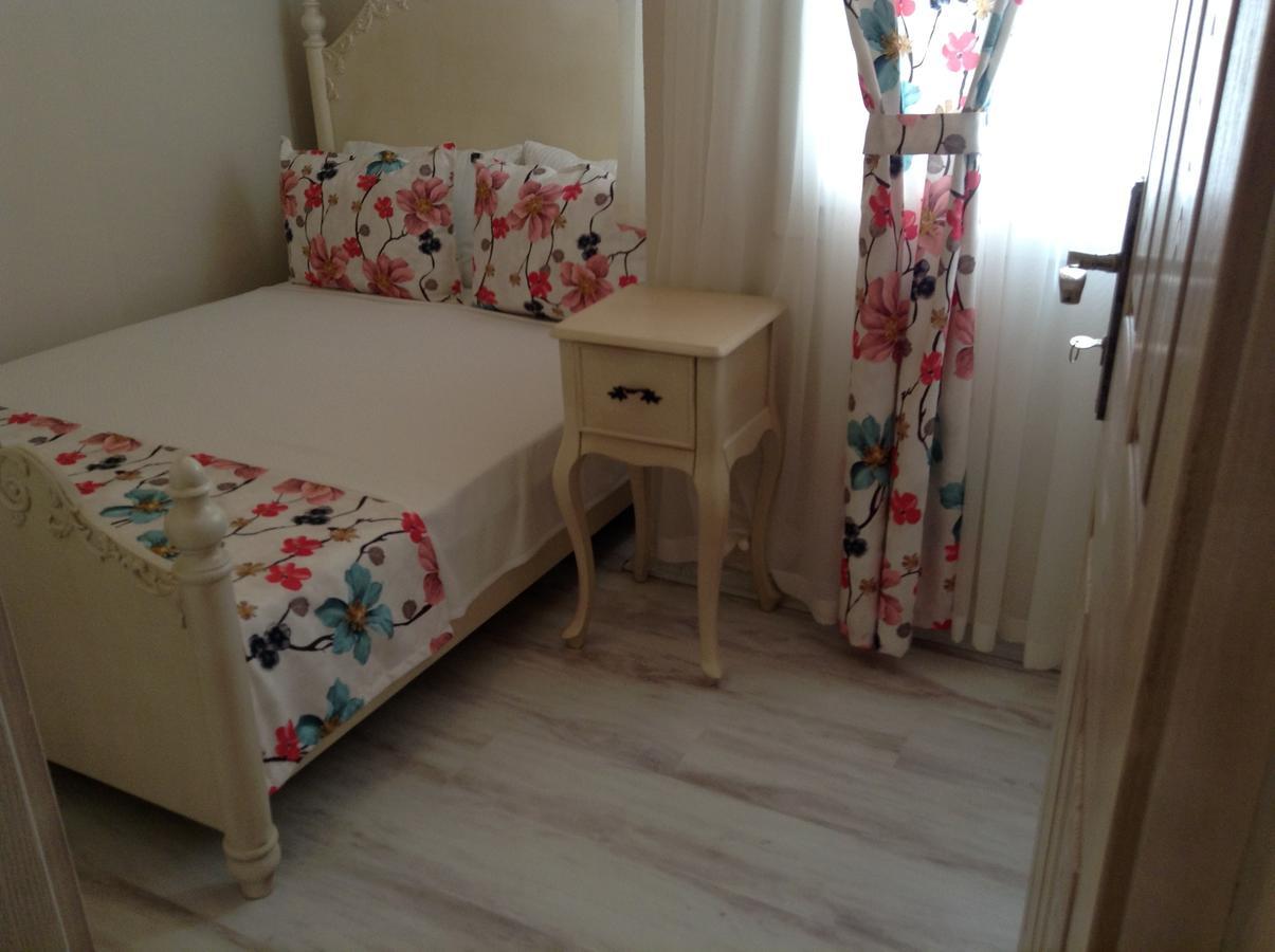 Stafilia Hotel Adult Only Бозджаада Екстериор снимка